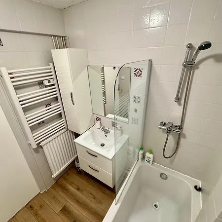 Le Cocooning Apartment Aureilhan  Exterior photo